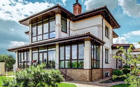 2-этажный коттедж 355 м² с отделкой