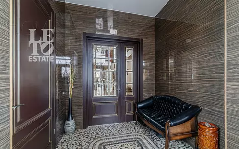 2-этажный коттедж 800 м² с отделкой