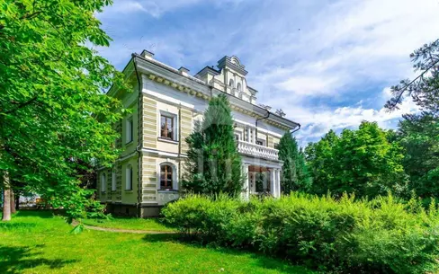 3-этажный коттедж 502 м² с отделкой