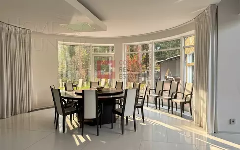 2-этажный коттедж 1 328 м² с отделкой