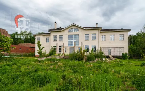 2-этажный коттедж 921 м² без отделки