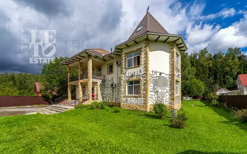 2-этажный коттедж 614 м² с отделкой