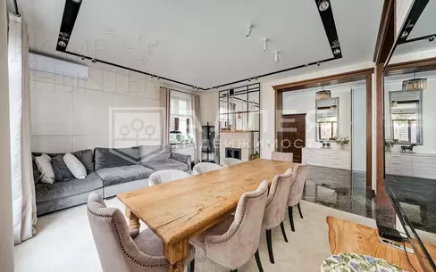 2-этажный коттедж 450 м² с отделкой