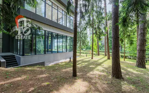 2-этажный коттедж 720 м² с отделкой