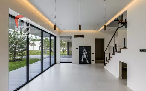 2-этажный коттедж 339 м² с отделкой