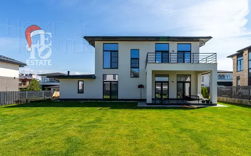 2-этажный коттедж 260 м² с отделкой