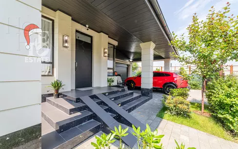 2-этажный коттедж 275 м² с отделкой