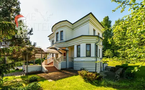 2-этажный коттедж 350 м² с отделкой