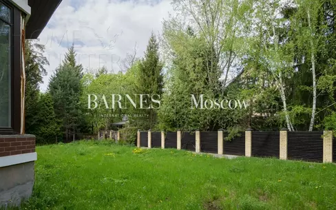 3-этажный коттедж 501.7 м² без отделки