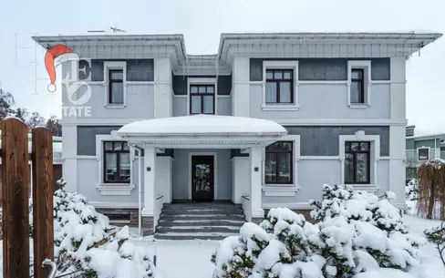 2-этажный коттедж 680 м² с отделкой