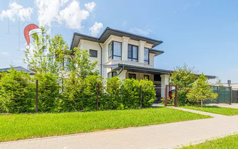 2-этажный коттедж 275 м² с отделкой