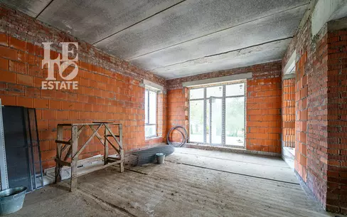 2-этажный коттедж 286.9 м² без отделки