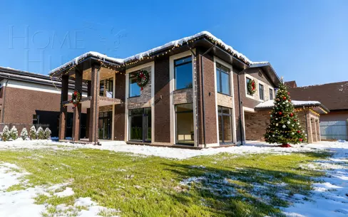 2-этажный коттедж 484.1 м² с отделкой