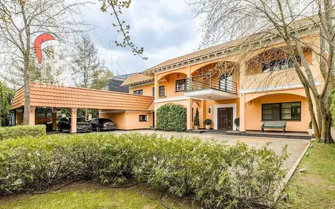 2-этажный коттедж 760 м² с отделкой