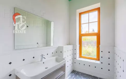 2-этажный коттедж 1 000 м² с отделкой