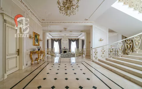 2-этажный коттедж 1 000 м² с отделкой