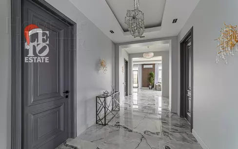 2-этажный коттедж 320 м² с отделкой