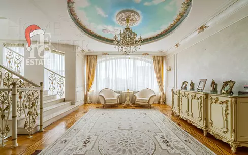 2-этажный коттедж 1 000 м² с отделкой