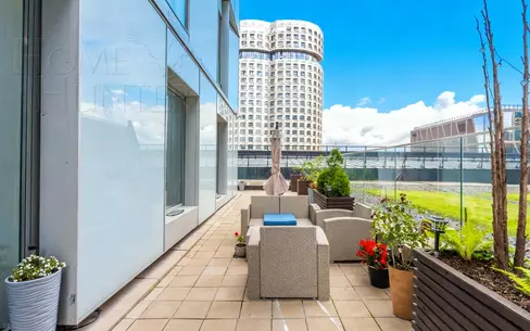 2-КОМН. КВАРТИРА С ОТДЕЛКОЙ 80 М² НА 5 ЭТАЖЕ