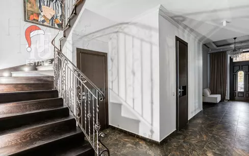 2-этажный таунхаус 440 м² с отделкой