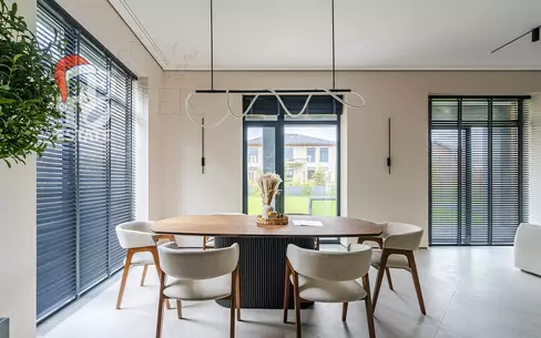 2-этажный коттедж 300 м² с отделкой