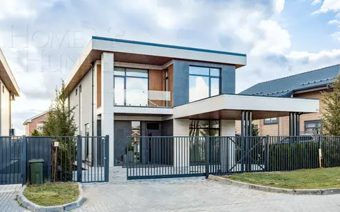 2-этажный коттедж 302 м² с отделкой