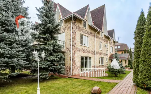 2-этажный коттедж 815 м² с отделкой