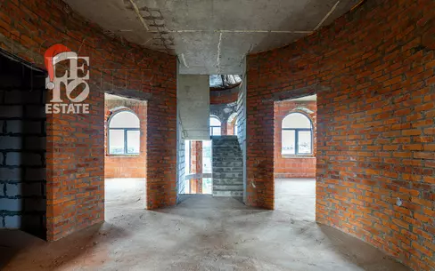 2-этажный коттедж 460 м² без отделки