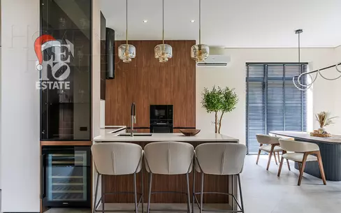 2-этажный коттедж 300 м² с отделкой