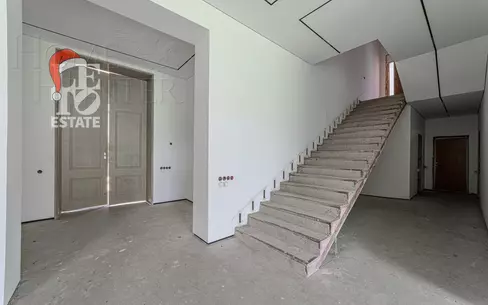 2-этажный коттедж 750 м² без отделки