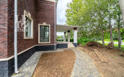 2-этажный коттедж 286.9 м² без отделки