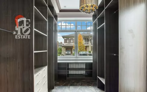 2-этажный таунхаус 440 м² с отделкой