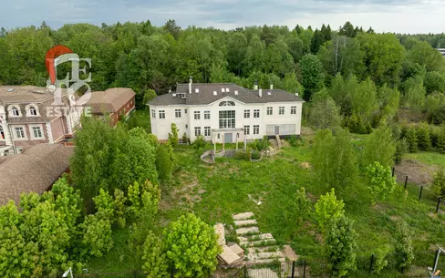 2-этажный коттедж 921 м² без отделки