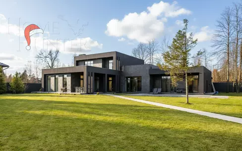 2-этажный коттедж 450 м² с отделкой