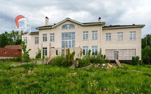 2-этажный коттедж 921 м² без отделки