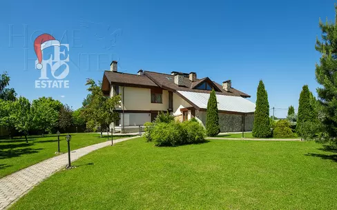 2-этажный коттедж 962.1 м² без отделки