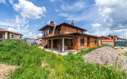 2-этажный коттедж 480 м² без отделки