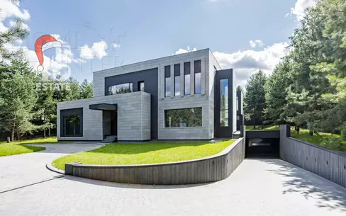 2-этажный коттедж 2 240 м² без отделки