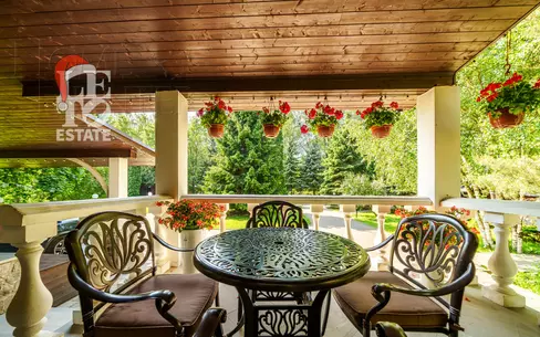 2-этажный коттедж 637 м² с отделкой