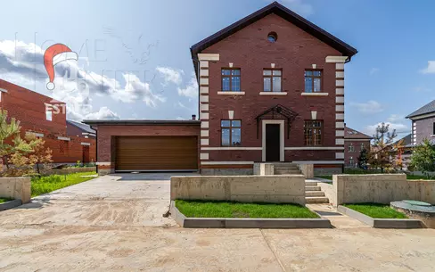 2-этажный коттедж 320 м² без отделки