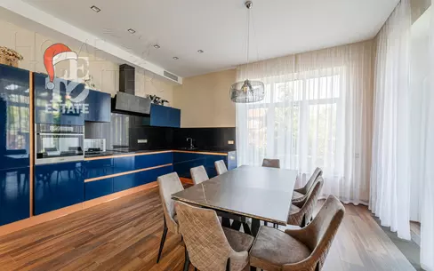 3-этажный коттедж 429 м² с отделкой