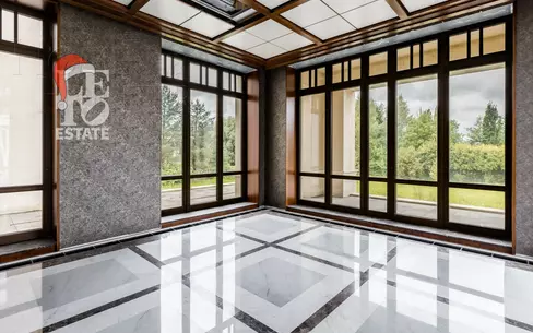 2-этажный коттедж 1 244 м² с отделкой