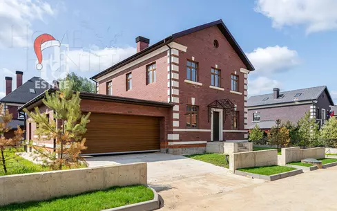 2-этажный коттедж 320 м² без отделки