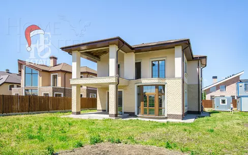 2-этажный коттедж 303 м² без отделки