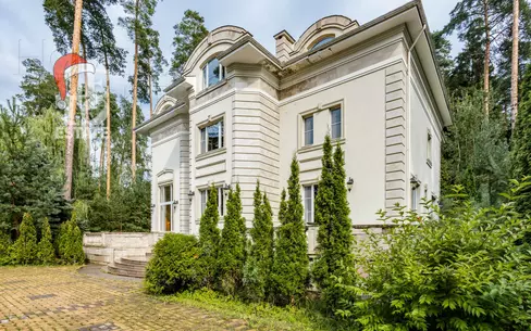 2-этажный коттедж 800 м² с отделкой