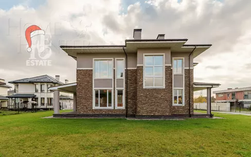 2-этажный коттедж 307 м² с отделкой