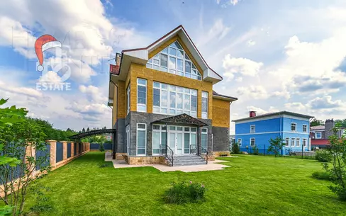 3-этажный коттедж 500 м² с отделкой