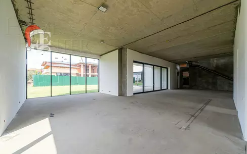 2-этажный коттедж 891 м² без отделки