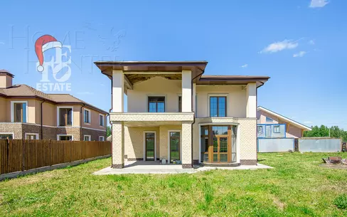 2-этажный коттедж 303 м² без отделки