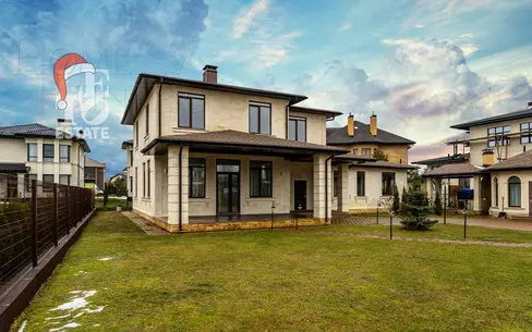 2-этажный коттедж 400 м² с отделкой